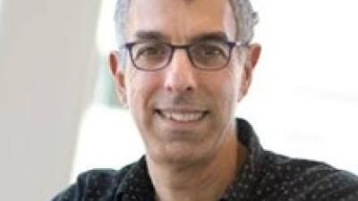 Reuven Agami headshot